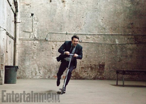 Charlie Cox,laki-laki,Kick Scooter