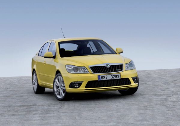 mobil, kendaraan, Sedan, Skoda, koda Fabia, 2012