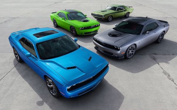 auto,vozidlo,dodge Challenger,klasická autá,Dodge Challenger RT,výkon auta