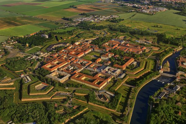 写真,自然,チェコ共和国,航空写真,要塞,Terezin