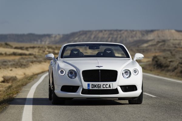 Araba,Araç,Spor araba,2015,Bentley,Coupe