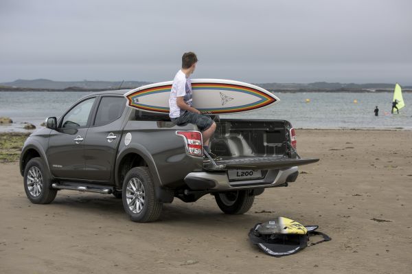 2016,Mitsubishi,L200 UK версия,netcarshow,netcar,автомобили изображения