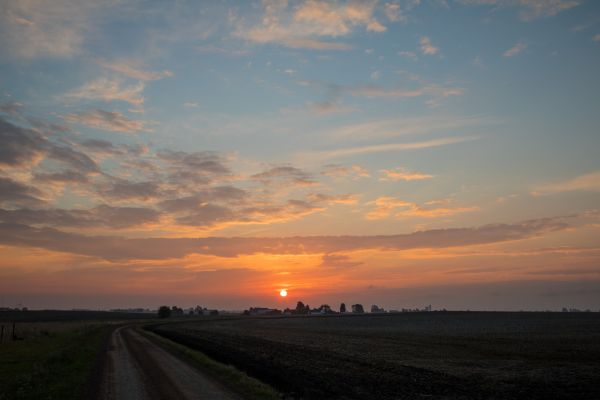 slnečnému žiareniu, krajina, západ slnka, neba, lúka, svitanie