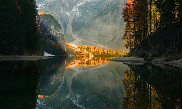 luce del sole,paesaggio,foresta,montagne,cascata,lago