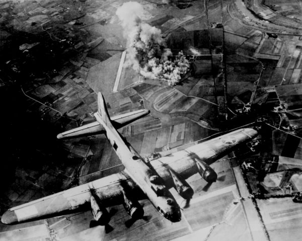 война,Втората световна война,Boeing B 17 Flying Fortress,Първата световна война,войник