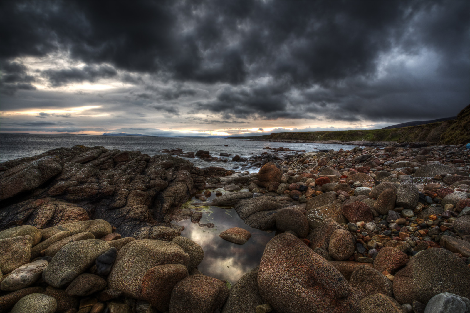 paesaggio, tramonto, mare, acqua, roccia, natura, puntellare, cielo, all'aperto, fotografia, nuvole, Alba, freddo, sera, onde, costa, scogliera, rilassante, Sole, Canone, HDR, orizzonte, rocce, bagnato, ventoso, nuvoloso, Irlanda, crepuscolo, ciottoli, lente, Silenzioso, tranquillo, calmo, dettagliato, acuto, Donegal, Formazione, Nord, alga marina, angolo, tonemapping, treppiedi, nazione, Terreno, sereno, nube, bellissimo, scenario, nuvoloso, giorno, bella, roccioso, vista, tempo metereologico, contea, popolare, alba, largo, bellezza, naturale, oceano, ora d'oro, riflessi, onda, colorato, paesaggio marino, sj, Materiale, colori, turista, shane, visita, vista sul mare, creativo, magichour, eos, 650D, slicesoftime, Tirolo, lago, costiero, fenomeno meteorologico, sanguinoso, 1.022 millimetri, Rockpool, promontorio, Strabane, golene, Wray, Gweedore, GND4, Derrybeg