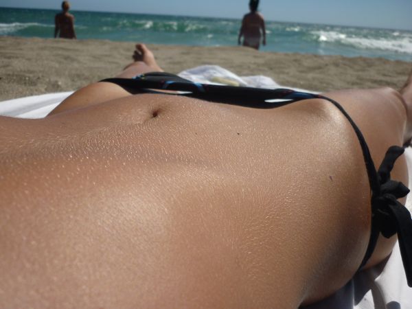 torso,sexy,estómago,barriguita,bronceado