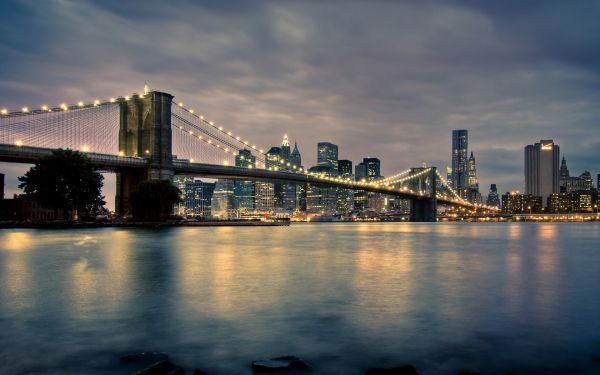 le pont de Brooklyn,Manhattan,ville,New York,lumières,lumières de la ville