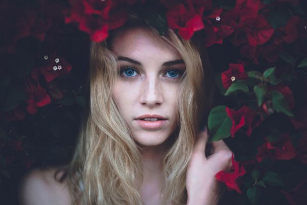 face,women,model,portrait,blonde,blue eyes