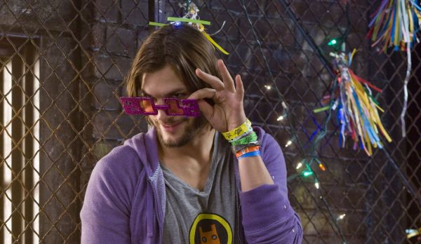 Carnaval,Ashton Kutcher,actor,umor,ochelari de protecţie