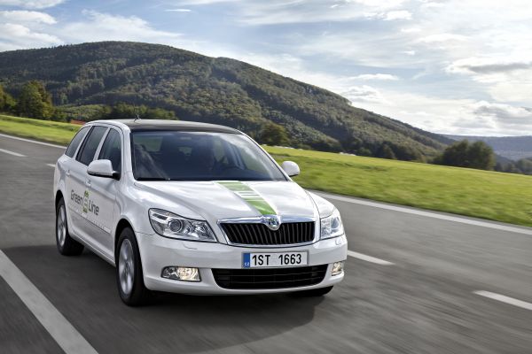 auto,voertuig,2013,Sedan,Skoda,koda Fabia