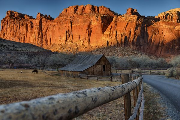 Utah,Capitol Reef,Capitol Reef National Park,lumbung,Gifford farm,Fruita valley