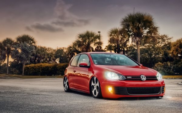 car,Volkswagen,Volkswagen Golf,red,vehicle,side view