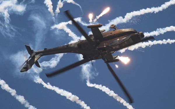 voertuig,vliegtuig,vliegtuig,militaire vliegtuigen,helicopters,flares