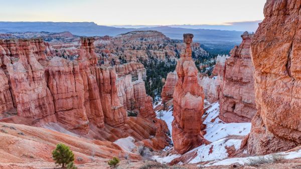 landskap,natur,Bryce Canyon National Park,klippe,snø,bakker