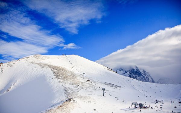 ascensor,montañas,nieve,Cáucaso,Dombai