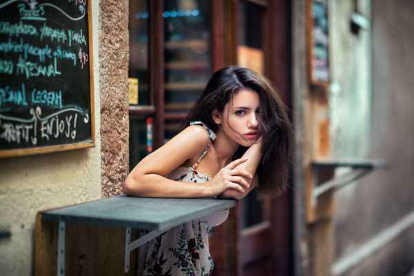 Frau,lange Haare,Frauen im Freien,Kleid,Delaia Gonzalez,Brünette