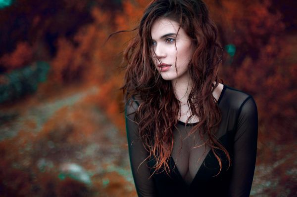 women,model,women outdoors,brown eyes,depth of field,black outfits