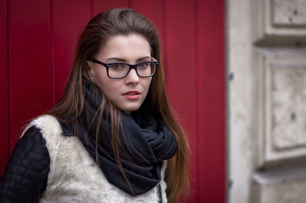 women,brunette,women outdoors,portrait,face,women with glasses