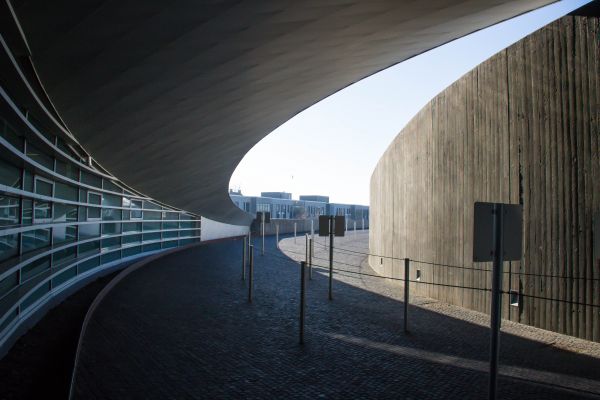 architektura,odbicie,symetria,most,łuk,metro