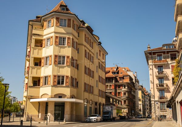 Fotografie,draußen,Stadt,städtisch,Gebäude,die Architektur