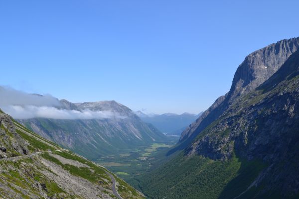 Norway,pegunungan,awan-awan