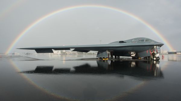 Northrop Grumman B 2 Espíritu,Bombardeo,Bombardero estratégico,sigilo,Arco iris,lluvia