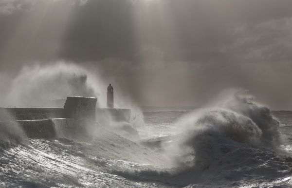 sea,water,sky,lighthouse,storm,mist