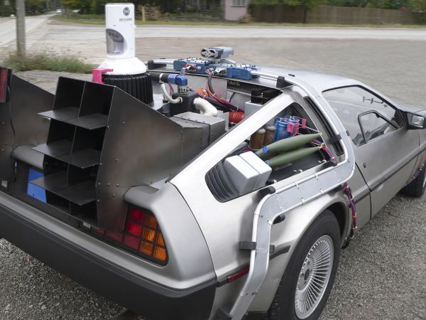 автомобиль,средство передвижения,спортивная машина,DeLorean,Высокопроизводительная машина,Гоночный