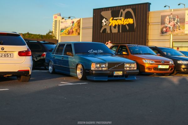 Carro baixo,Josefin Dagmyr,Volvo,Volvo 740,Stanced,stance cars