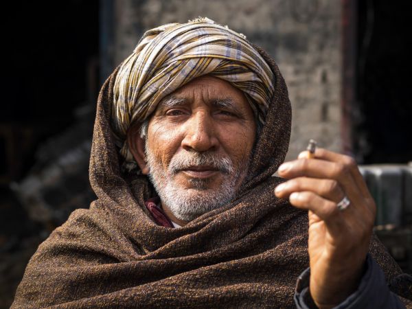 portrait,rue,temple,Asie,fumeur,Pakistan