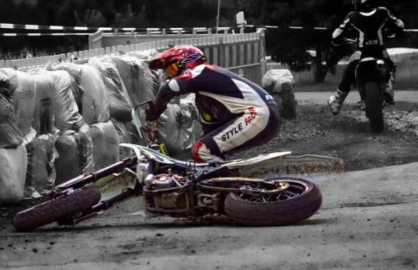 verseny,motorsport,versenypálya,motorversenyzés,sisak,Endurocross