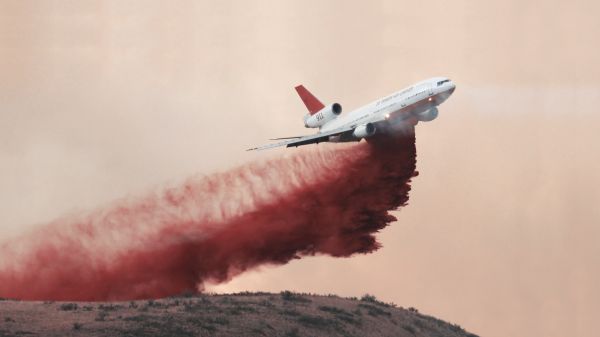 Wasser,Himmel,Flugzeug,Flugzeug,Rauch,Flugzeuge