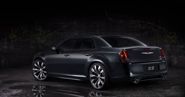 auto,vozidlo,Chrysler,výkon auta,limuzína,Chrysler 300