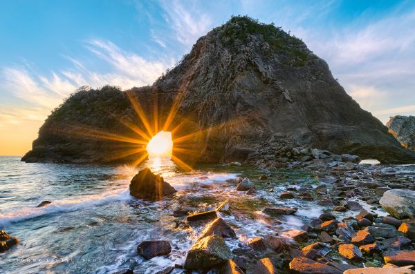 body of water, sea, water, coast, rock, sky