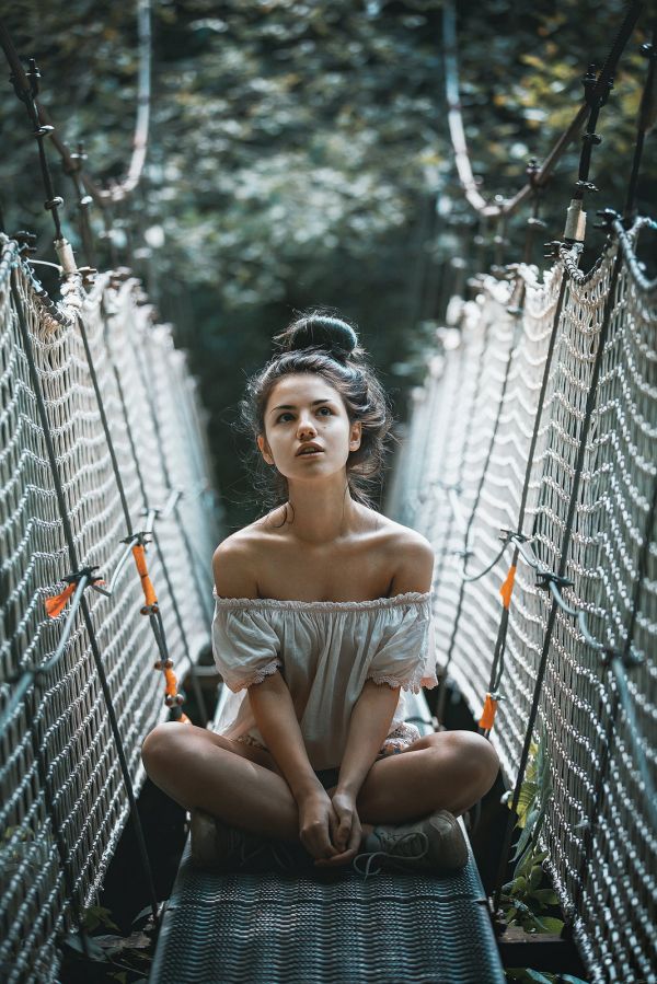 women,model,brunette,Delaia Gonzalez,women outdoors,hairbun