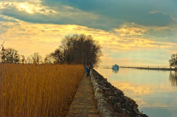 слънчева светлина,пейзаж,залез,море,хълм,Photoshop