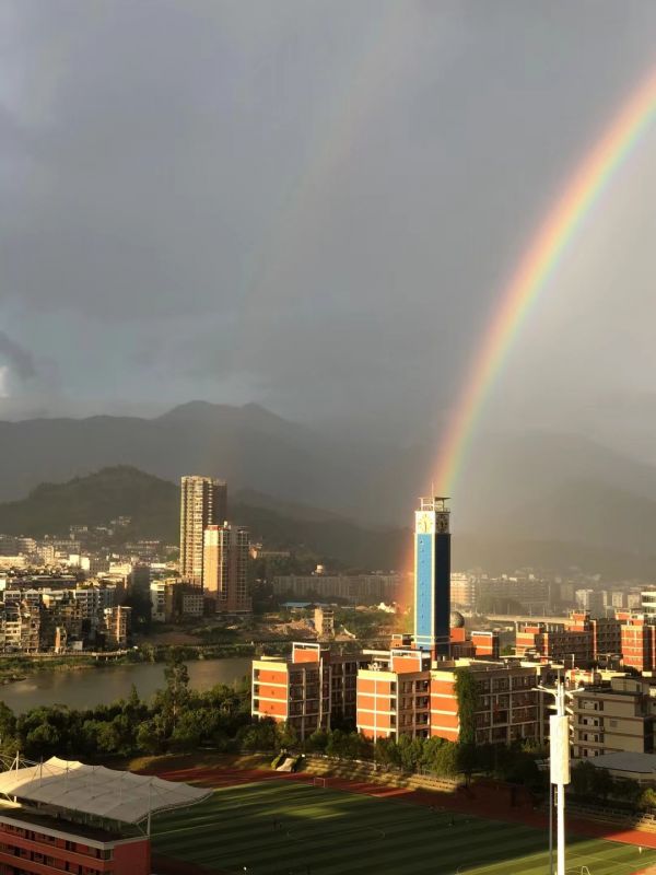 wolk,hemel,gebouw,atmosfeer,wolkenkrabber,regenboog