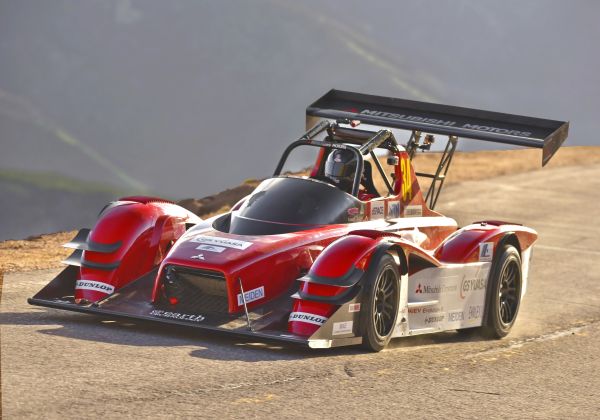 Mitsubishi,2015 r,MiEV Evolution III Szczyt Pikes Peak,Netcarshow,Netcar,Obrazy samochodów