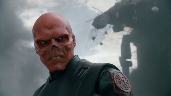 Captain America The First Avenger,screenshot,Red Skull,vymyslený,Hugo Weaving,fúzy