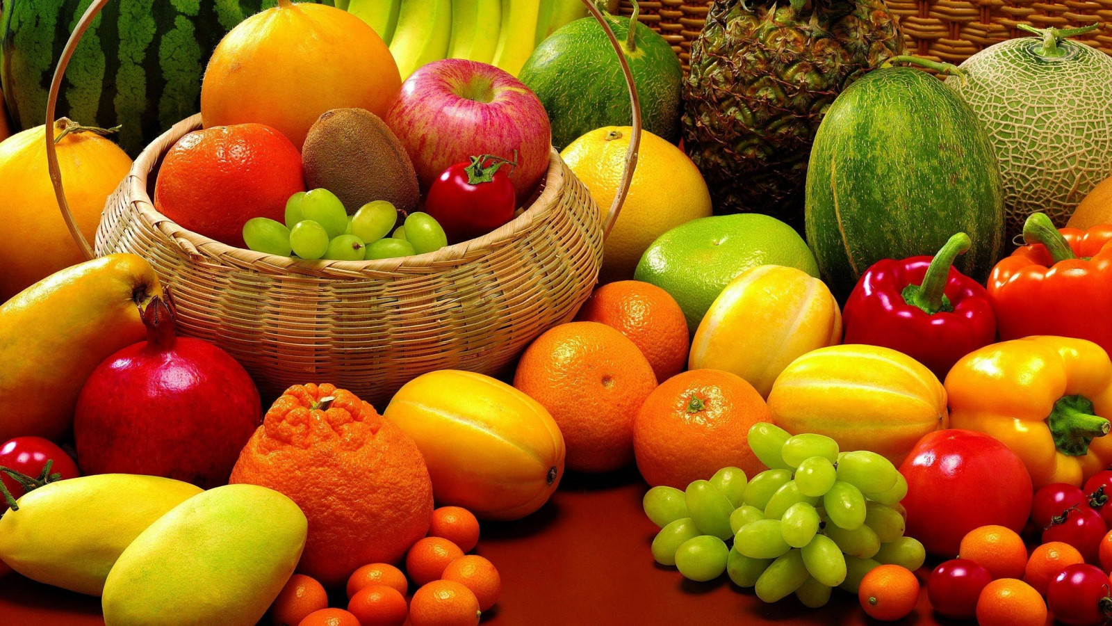 2560x1440 px, baskets, grapes, orange fruit, peppers, pineapples, tomatoes