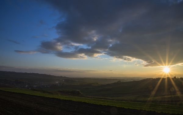 zonlicht,landschap,zonsondergang,gras,heuvel,natuur