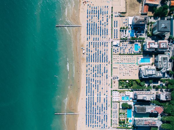 Strand,Luftaufnahme,Italien,Ufer,Seebrücke,Pool