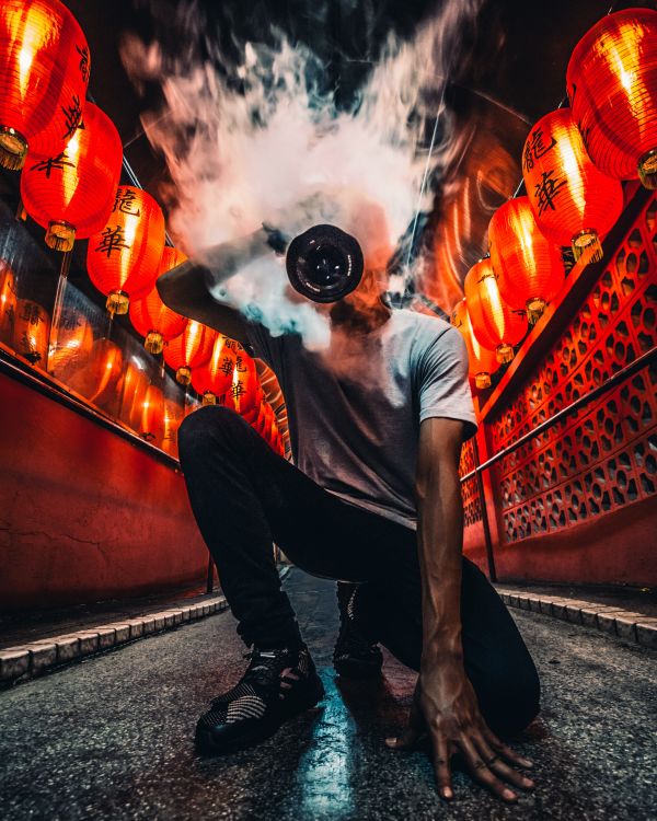 Simon Zhu,Hong Kong,urban,rök,lykta,kamera