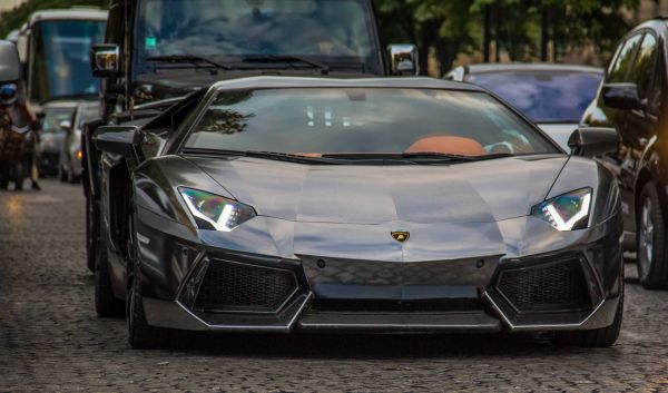 street,car,vehicle,photography,supercars,Lamborghini