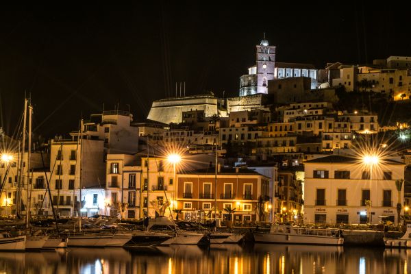 ταξίδι,καλοκαίρι,Espana,κάστρα,Castelos,Εκκλησία