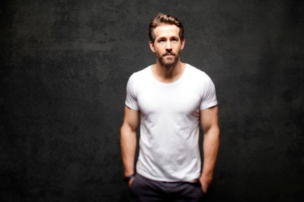 Ryan Reynolds,ator,sessão de fotos,camisa,barba