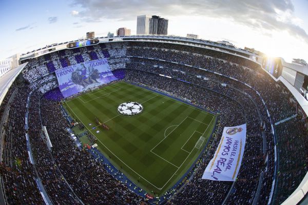 piłka nożna,Boisko do piłki nożnej,Kluby piłkarskie,Stadion Santiago Bernabeu,Real Madryt,Liga Mistrzów