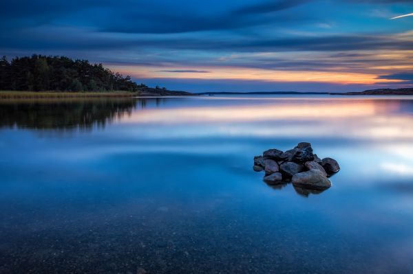 slunečnímu záření, stromy, západ slunce, moře, jezero, krajina