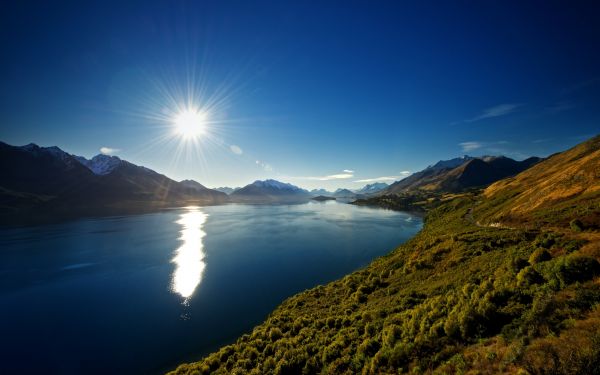 zee,zonlicht,landschap,heuvel,meer,natuur